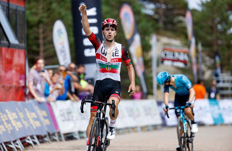 «الإمارات للدراجات» يفوز بالمرحلة النهائية لجولة بورجوس..  وألميدا يحل ثانيا في الترتيب العام