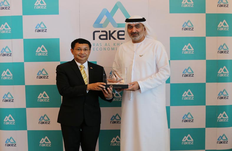 تايلاند وأندونيسيا تتعرفان على اقتصاد رأس الخيمة 