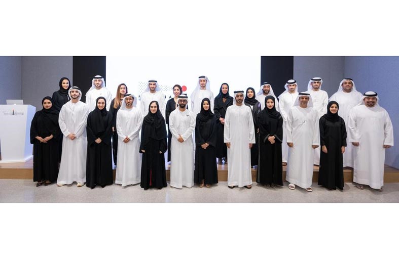 برنامج خبراء الإمارات يدعم التطوير المهني للخريجين