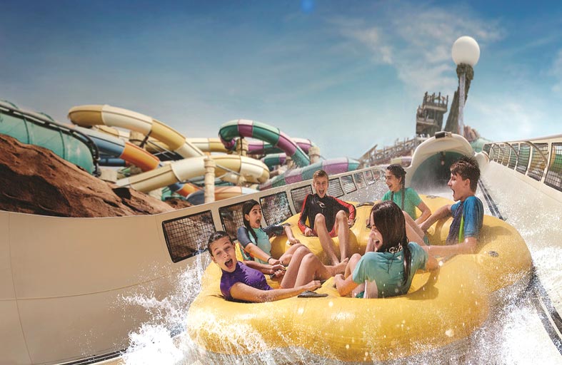 جزيرة ياس تطلق عروض الألعاب النارية احتفالاً بعيد الأضحى