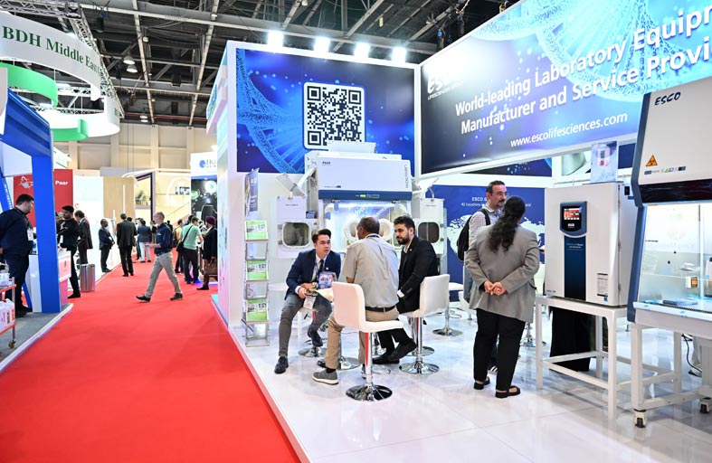 عرب لاب 2024  بدبي .. منصة رائدة لعرض أحدث الابتكارات والتكنولوجيا المختبرية العالمية
