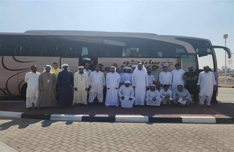 «نقل عجمان» تنظم رحلة عمرة لـ 25موظفا في رحاب الشهر الكريم