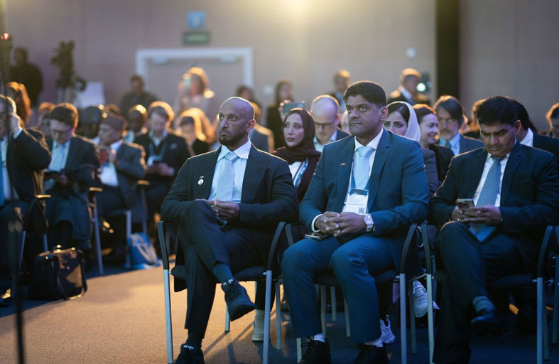 عبدالله آل حامد يحضر فعاليات المؤتمر العالمي للجوال MWC في برشلونة