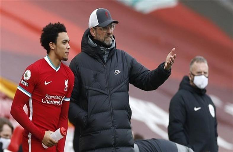 كلوب مندهش من استبعاد أرنولد من تشكيلة إنجلترا