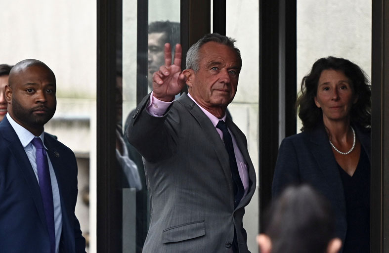 الأرجنتين تصادق على انسحابها من منظمة الصحة 