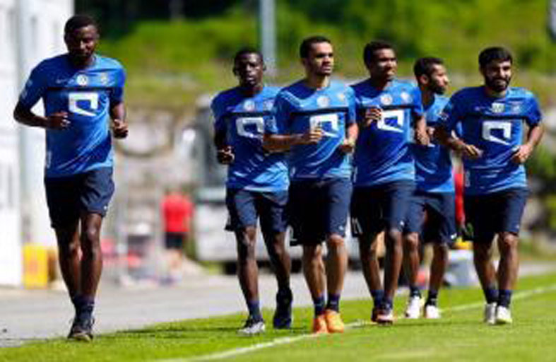 الغيابات تقلق الهلال السعودي قبل مواجهة الشباب 