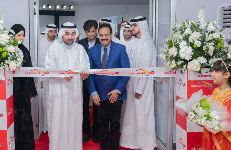 راشد بن حمد الشرقي يفتتح مصنع «آسيا وايت» لإنتاج الكلنكر والإسمنت الأبيض بالفجيرة