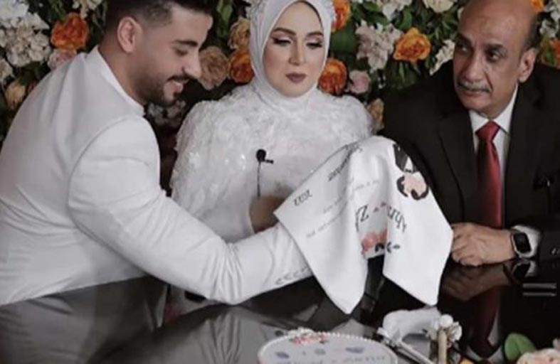 تعقد قرانها بنفسها بدلا من المأذون