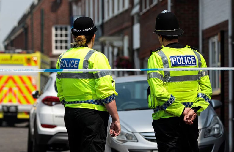 تتلقى 29 طعنة‎ وتنجو من الموت بأعجوبة