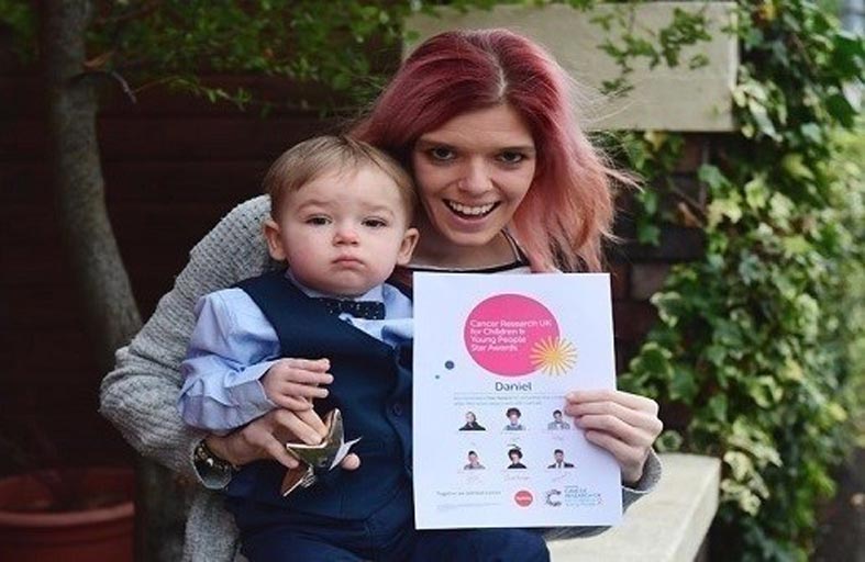 طفل معجزة يقهر السرطان