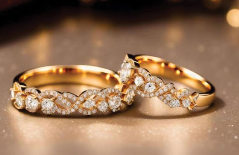 مجوهرات ذكية فاخرة لتعزيز صحة النساء