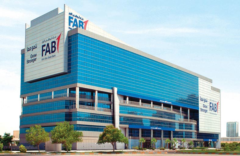 بنك أبوظبي الأول يوسع حضوره دولياً ويعزز العلاقات التجارية الإقليمية مع العراق 