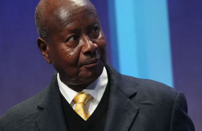 وفد سوداني يلتقي رئيس أوغندا.. ماذا دار بشأن الحرب؟