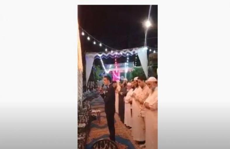 عريس يوقف فرحه ليؤم المصلين 