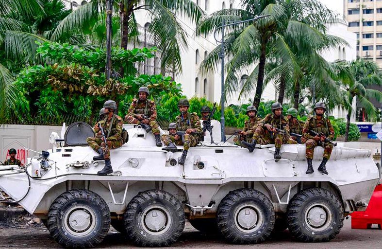 جيش بنجلادش رفض قمع الاحتجاجات ليحسم مصير الشيخة حسينة 