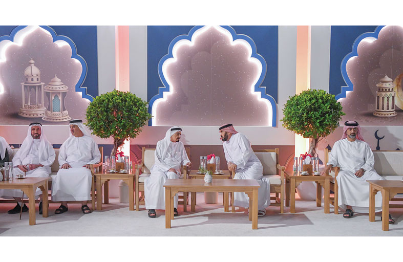 حاكم عجمان يستقبل المهنئين بشهر رمضان المبارك في قصر الزاهر