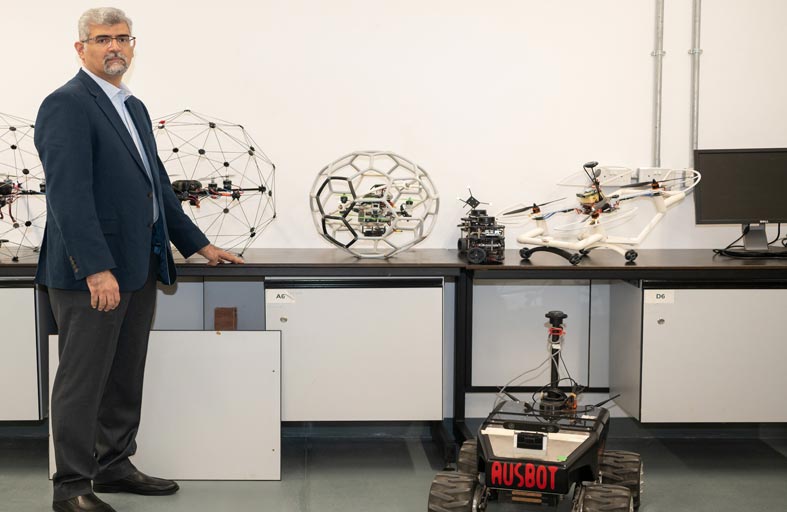 باحث من أمريكية الشارقة يسخر طاقات الروبوتات والذكاء الاصطناعي من أجل غدٍ أفضل