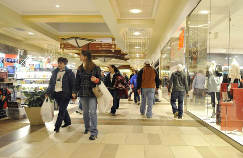 نصائح تجعل المشي في المولات رياضة مفيدة