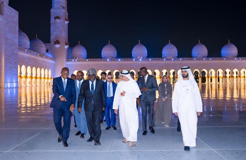 ‎رئيس وزراء كوت ديفوار يزور جامع الشيخ زايد الكبير