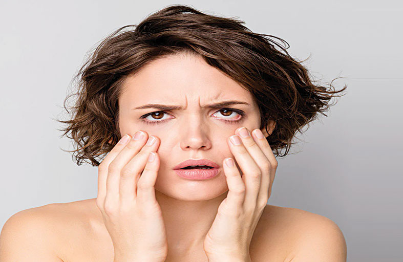 أمراض تدل عليها الانتفاخات تحت العين