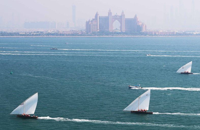 إغلاق التسجيل لأولى جولات الشراعية 43 قدما اليوم