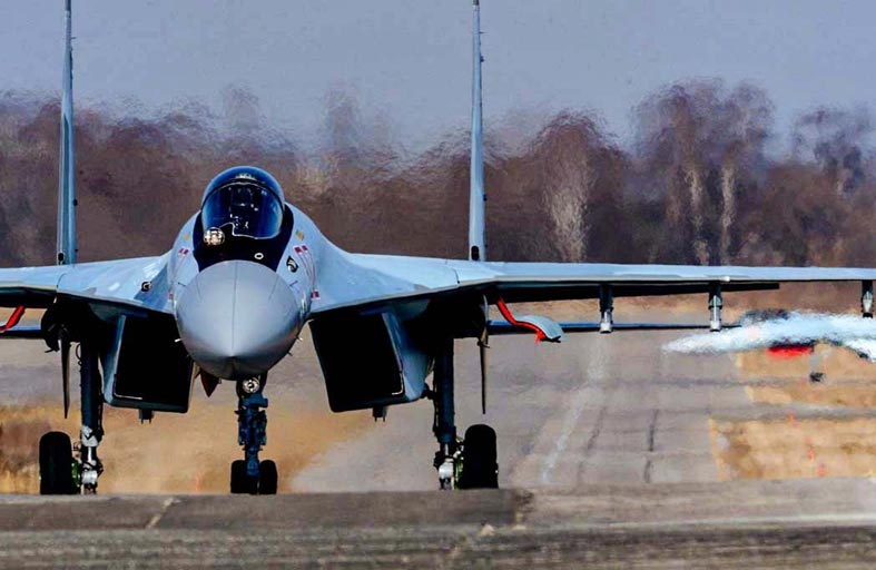 ناشيونال إنترست: هذه مخاطر امتلاك إيران الوشيك لمقاتلة سوخوي 35