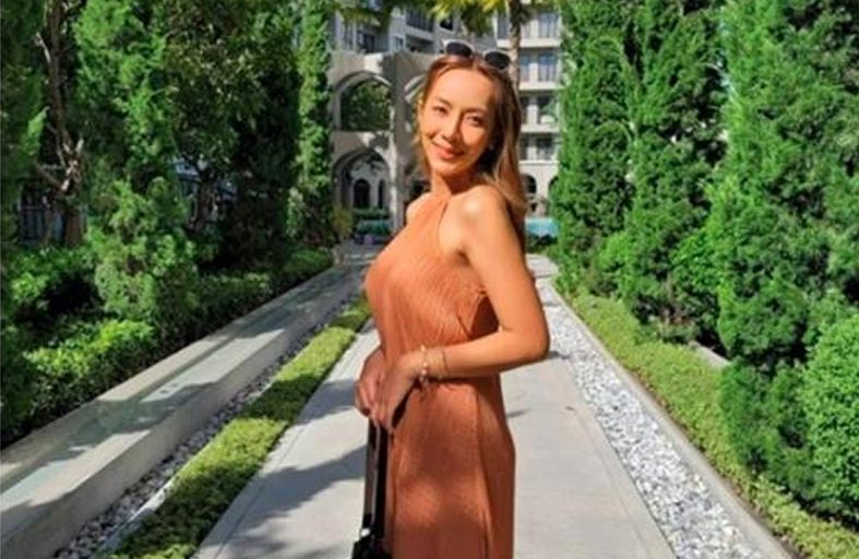 مضاد حيوي يحرق جسد عارضة أزياء 