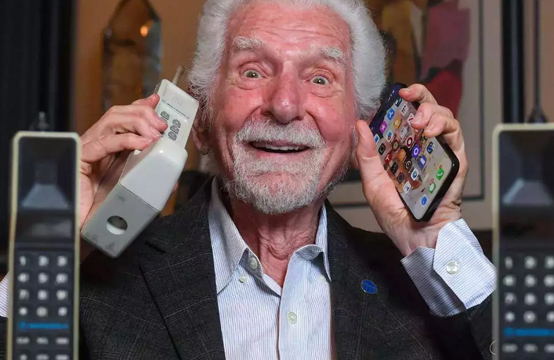 50 عاما على أول مكالمة بهاتف محمول