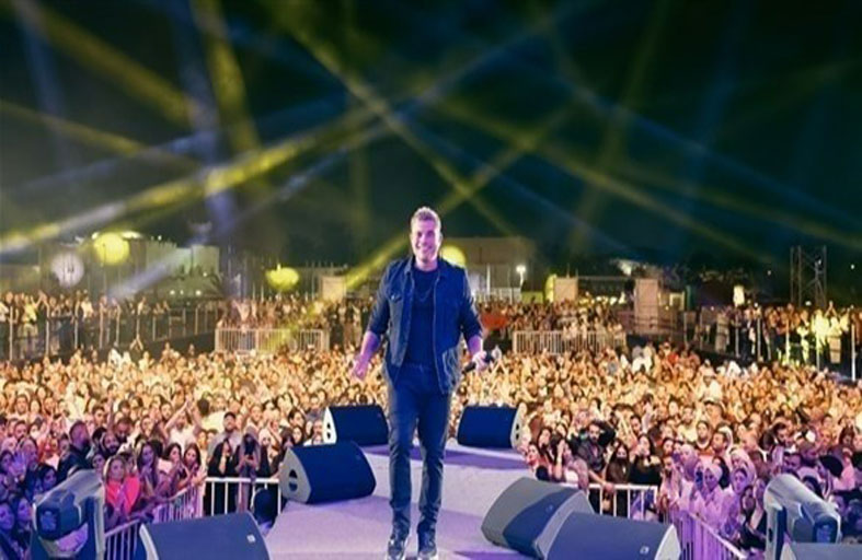 عمرو دياب يحيي حفلاً بالتزامن مع المونديال