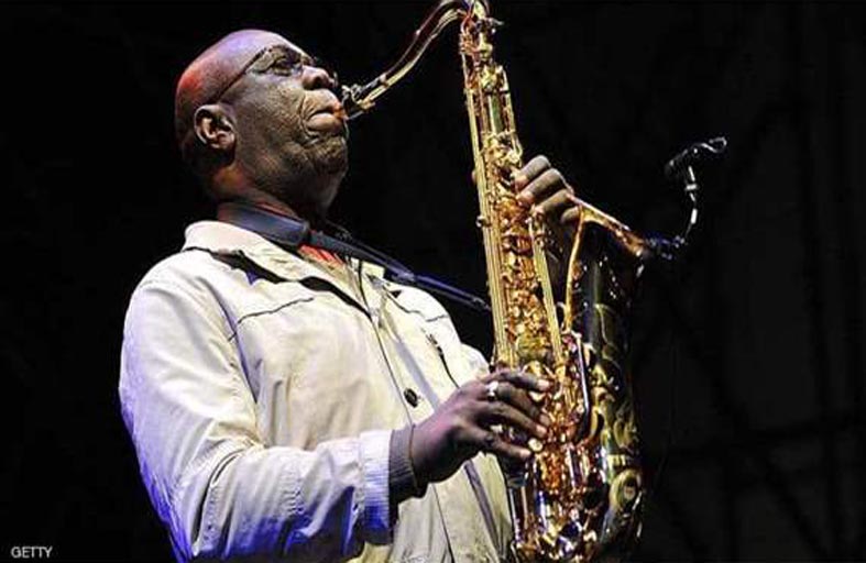 وفاة أول فنان عالمي بكورونا