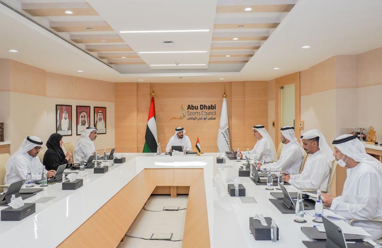 نهيان بن زايد يشيد بدعم رئيس الدولة لبرامج التنمية الرياضية