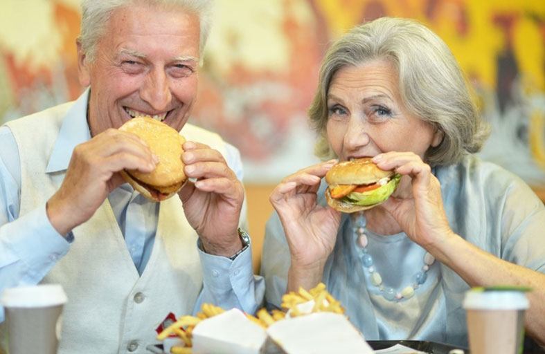 كمية اللحوم المسموح  بها لكبار السن