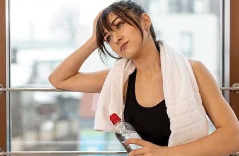 لماذا لا ينبغي ممارسة الرياضة بالمكياج؟