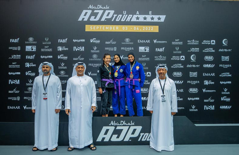 الإمارات في الصدارة والبرازيل وصيفا في ختام البطولة الوطنية لمحترفي الجوجيتسو