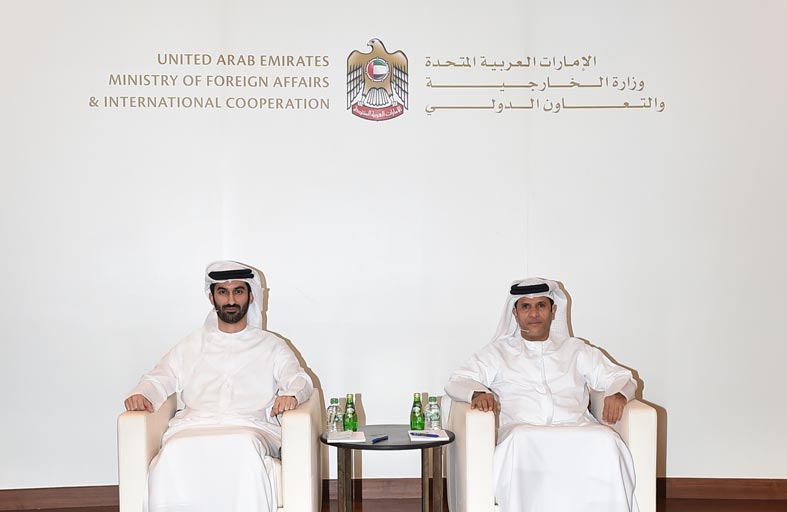 الخارجية تطلع السفراء والقناصل المعتمدين على آخر المستجدات المتعلقة بإجراءات الدولة الاحترازية في مواجهة فيروس كورونا