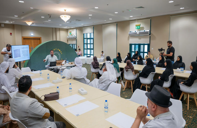 «فضاءاتُ الحرف ...ورحلةُ المُحَقّق» ورشتان تستعرضان أصالة الخط العربي في مهرجان البدر