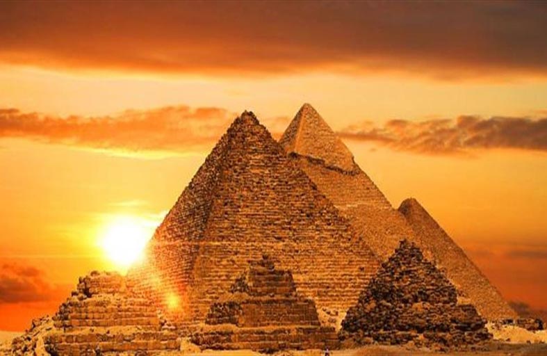 لغز محير.. لماذا أوقف المصريون القدماء بناء الأهرامات؟