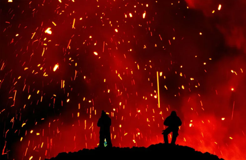 ثوران بركان في روسيا للمرة الأولى منذ 450 عاما 