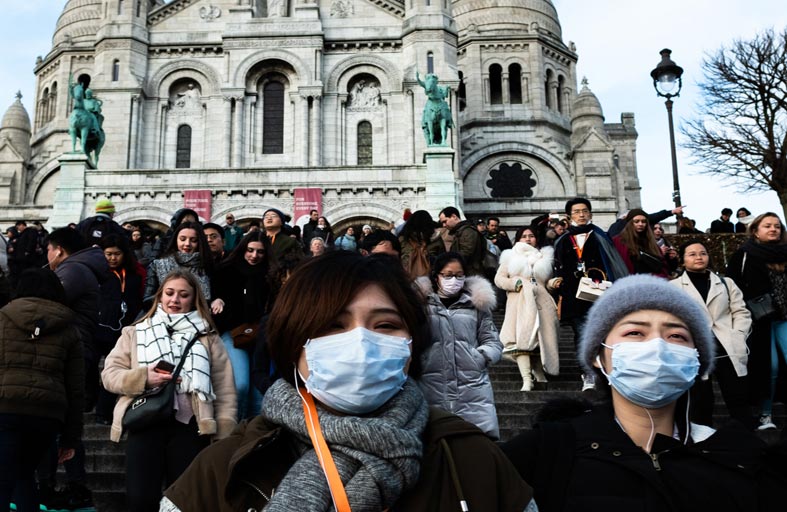 في زمن كورونا... جمعية «لي شاريتابل» تستمر بمرافقة الموتى في فرنسا 