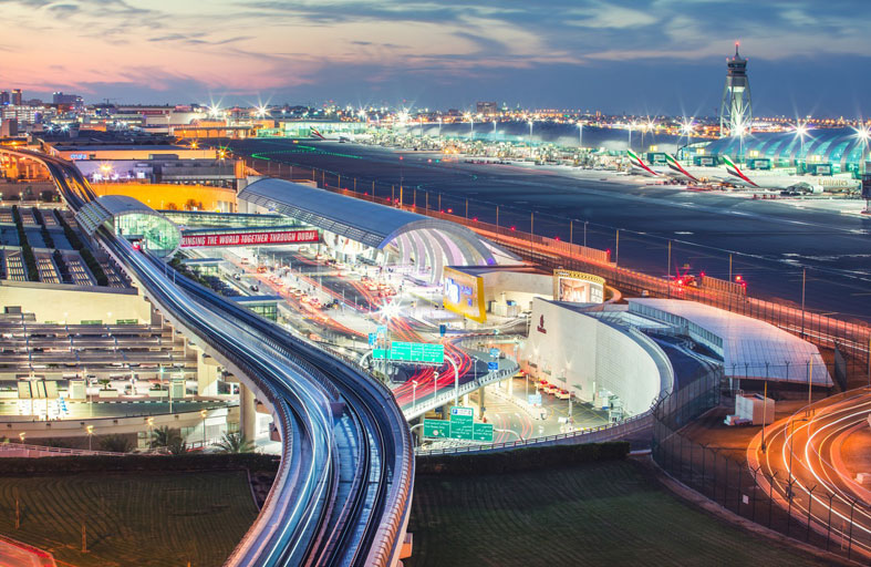 أكثر من 10 ملايين مسافر عبر مطار دبي الدولي خلال النصف الأول من العام