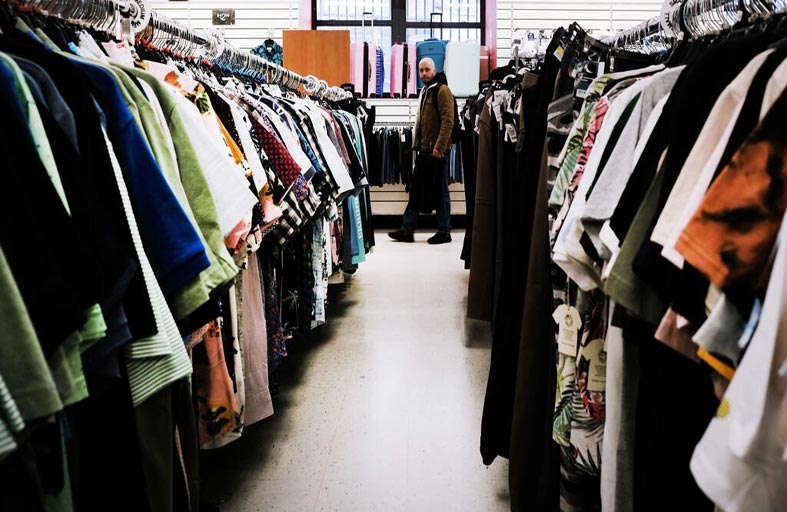 إدارة المخزونات مشكلة جديدة تواجهها شركات التوزيع الأميركية 