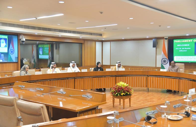 علي النعيمي يلتقي رئيس مجلس الشعب في جمهورية الهند