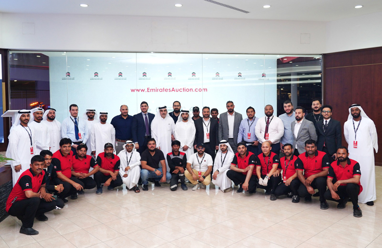الإمارات للمزادات تستقطب أكثر من 300 مزايد في المزاد العلني على 77 مركبة