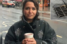 تغريم سيدة سكبت بقايا قهوتها في مصرف بالشارع!
