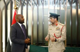 وزير الداخلية في جمهورية تنزانيا الاتحادية يزور شرطة دبي