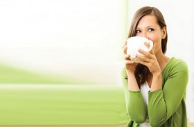 خبيرة تحذر من تناول المشروبات الساخنة 