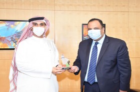 «إكسبو الشارقة» يبحث مع المكتب التجاري المصري في دبي سبل تعزيز التعاون وتطوير آفاقه