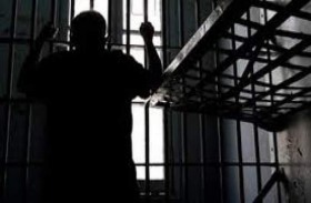 سجين هرب بعد ابتلاعه قفلا مع مفتاح