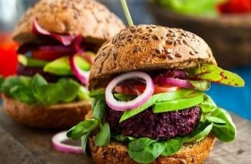 ماذا تفعل للحصول على أفضل برغر نباتي منزلي؟