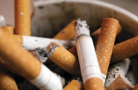 3 رجال يفقدون الوعي بسبب سجائر ملوثة 